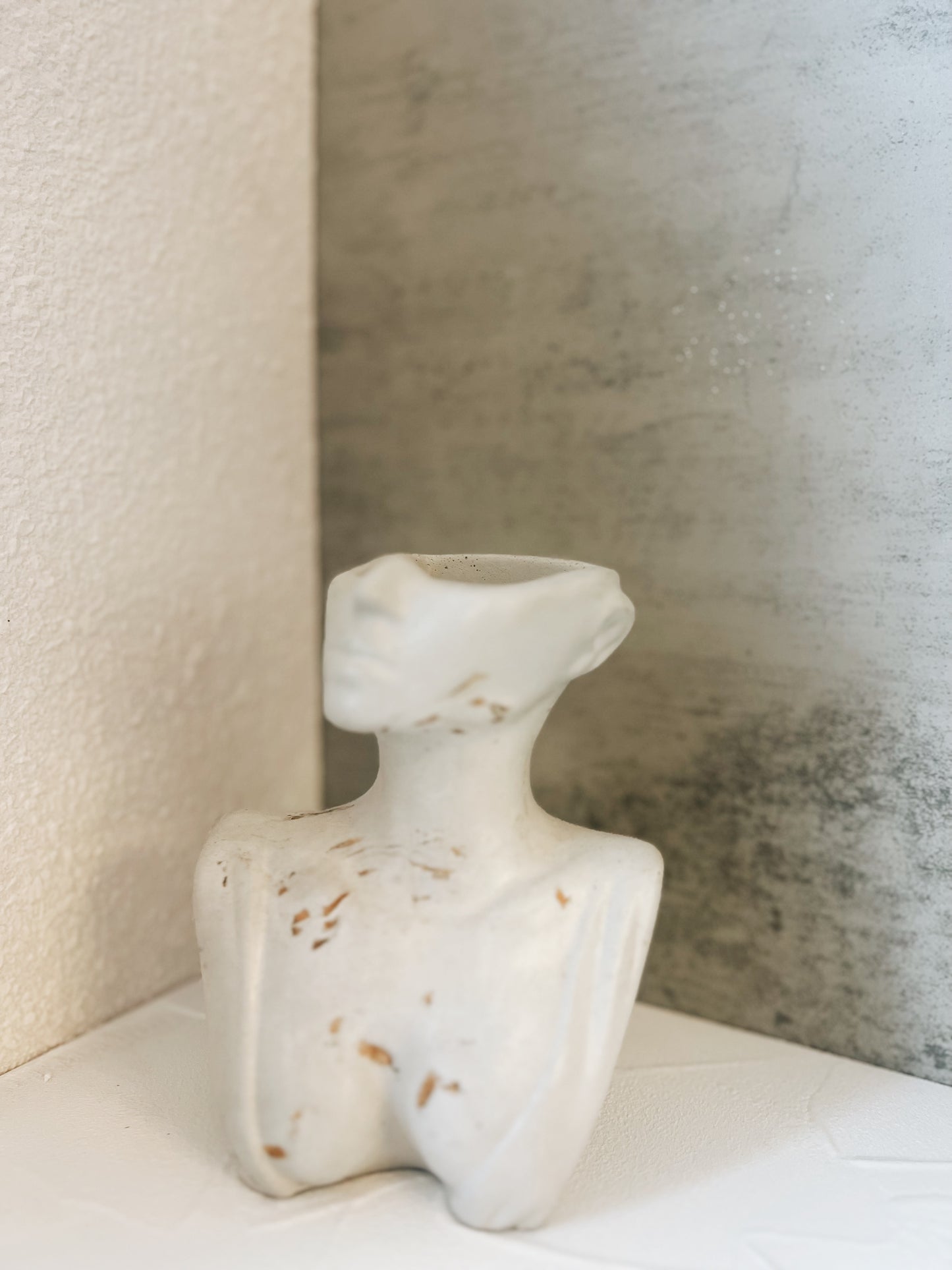 Lady Charlotte Vase - Custom Color