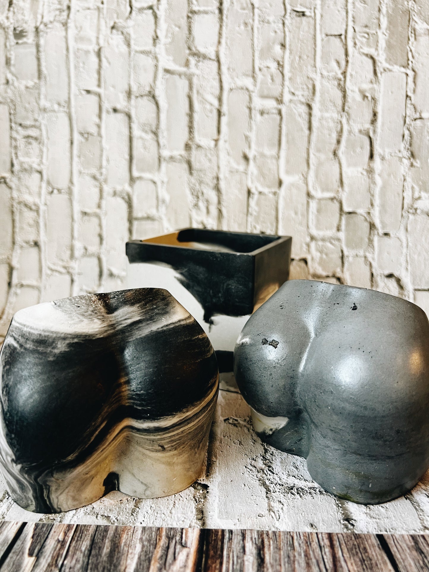 Shes a vibe tushie vase