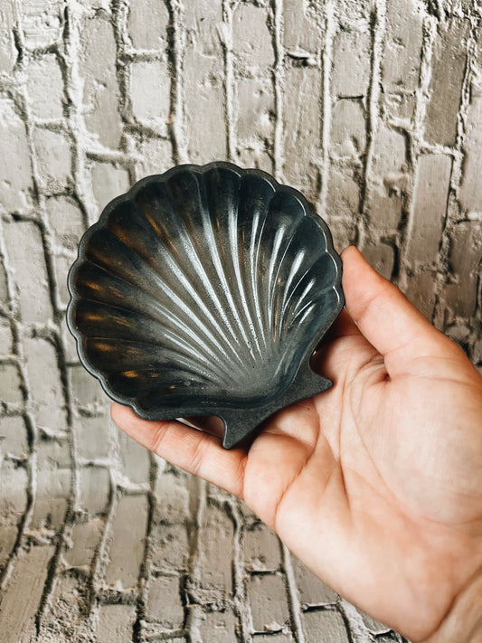 Charcoal Shell tray