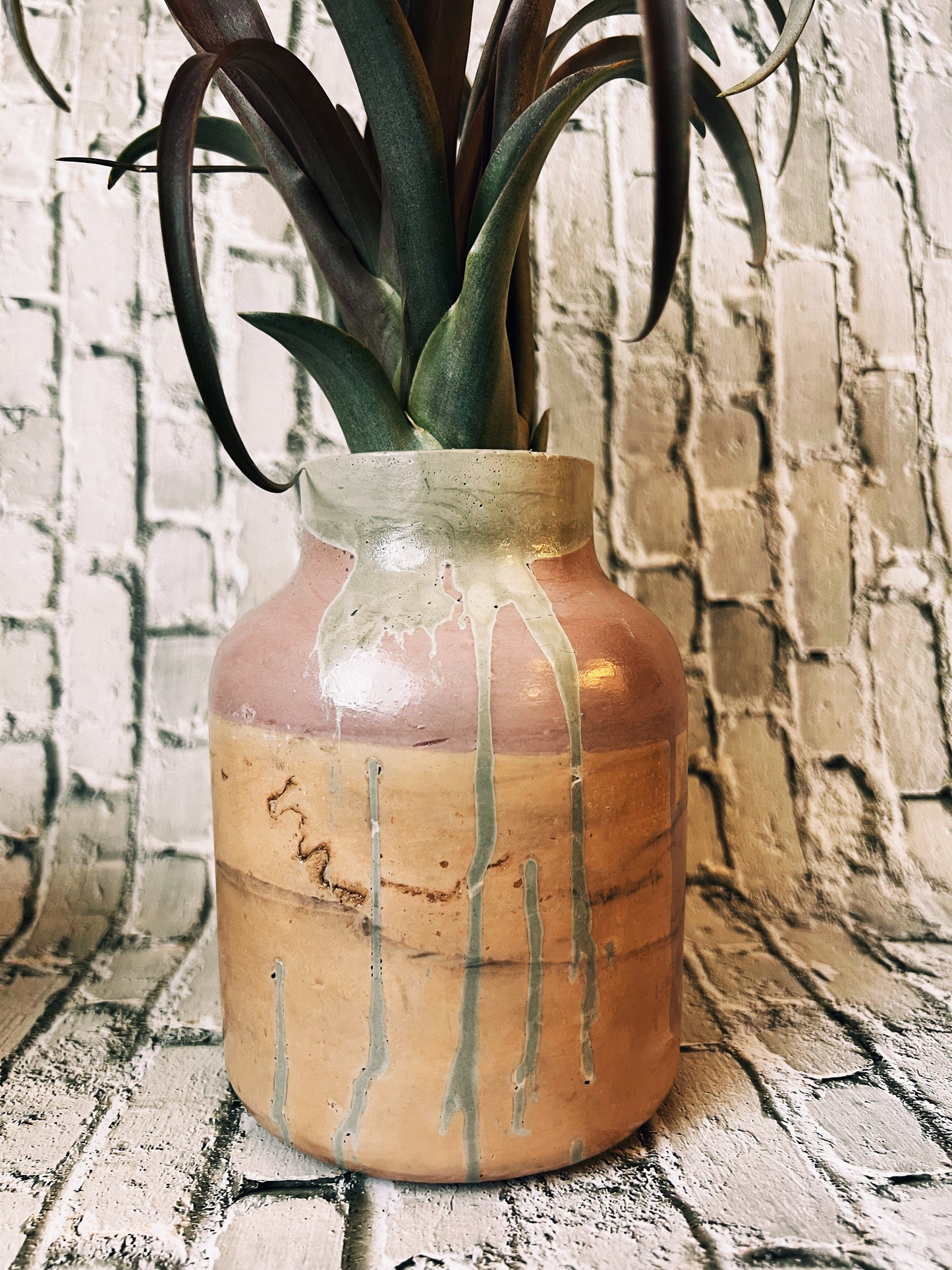 Sunlit shore Adonis Vase