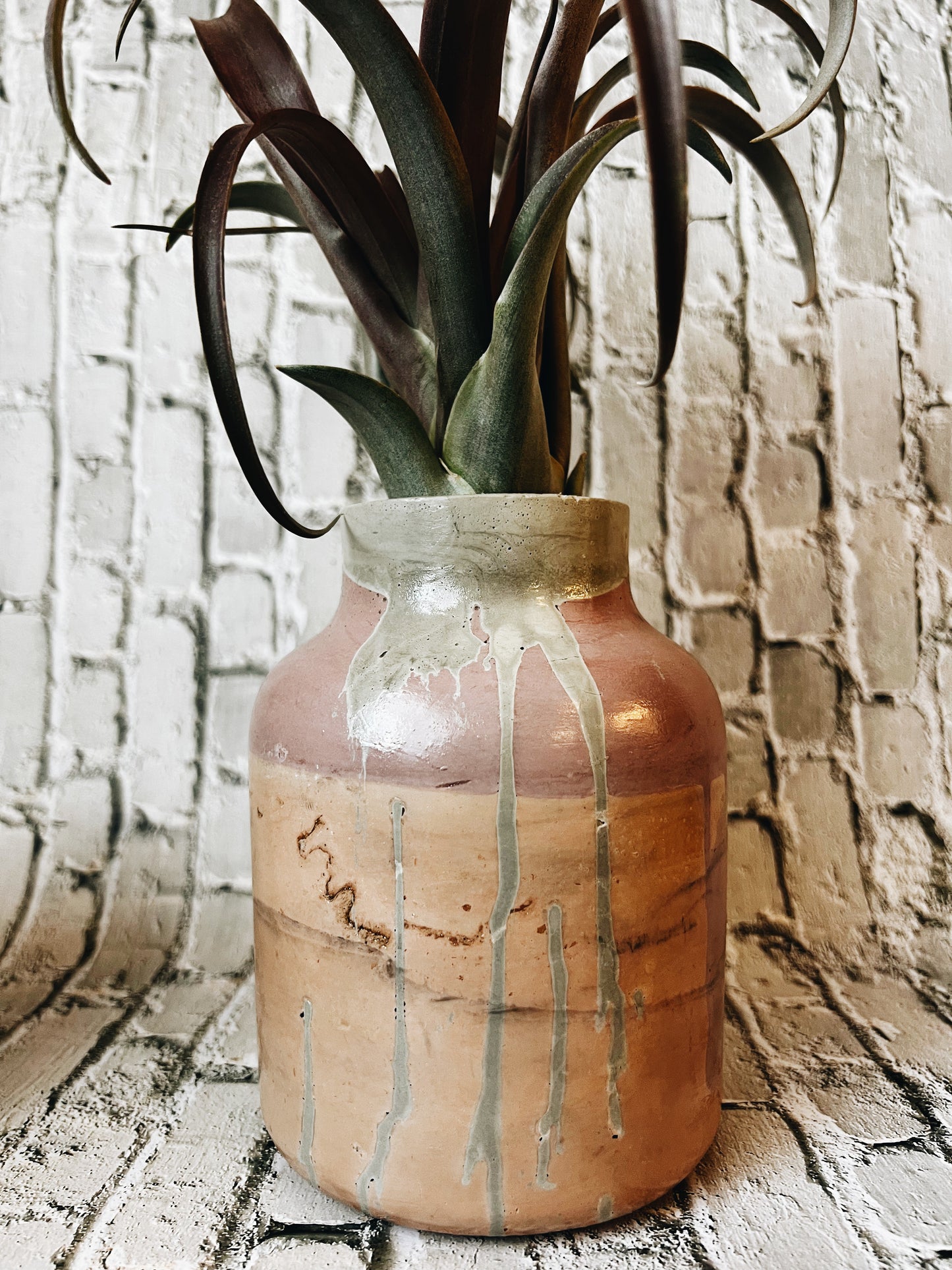 Sunlit shore Adonis Vase