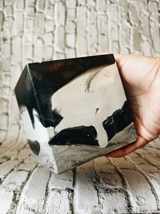 Tidal treasure Pot